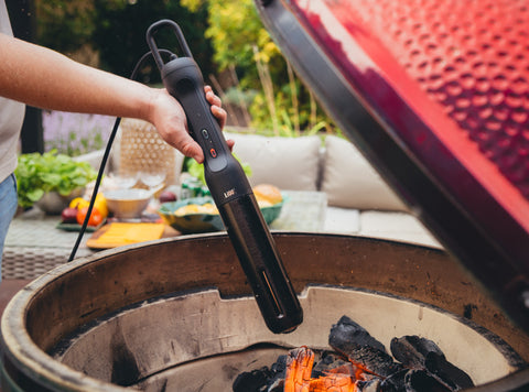 Looft Air Lighter 2 lighting a kamado joe grill