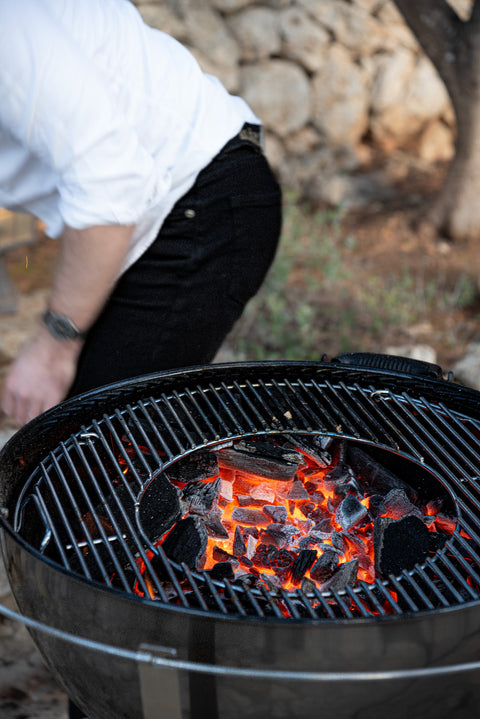 How Long to Let Charcoal Burn Before Cooking